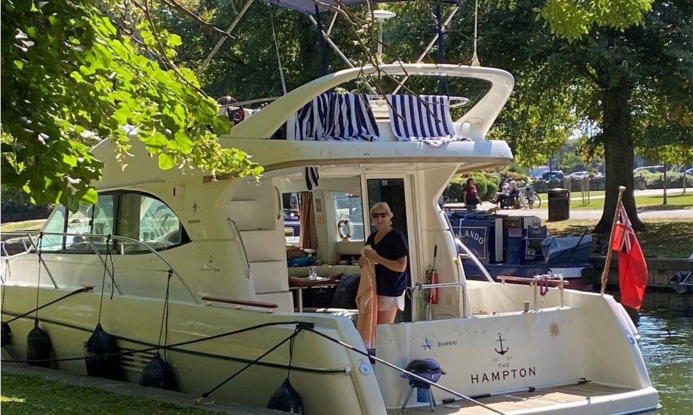 The Hampton Thames Luxury Yacht Hire The Story Image